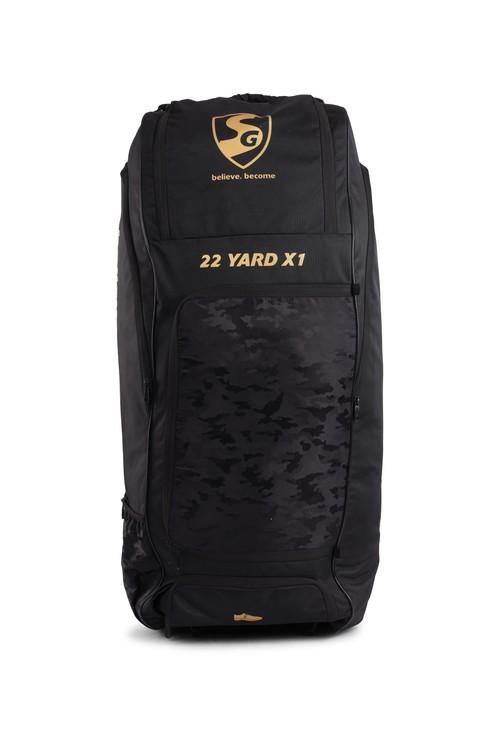 SG Kit Bag  22 YARD X1 DUFFLE WHEELIE